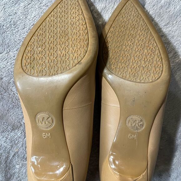 Micheal Micheal Kors Alina flex women’s pumps. Size 6M - Picture 8 of 8